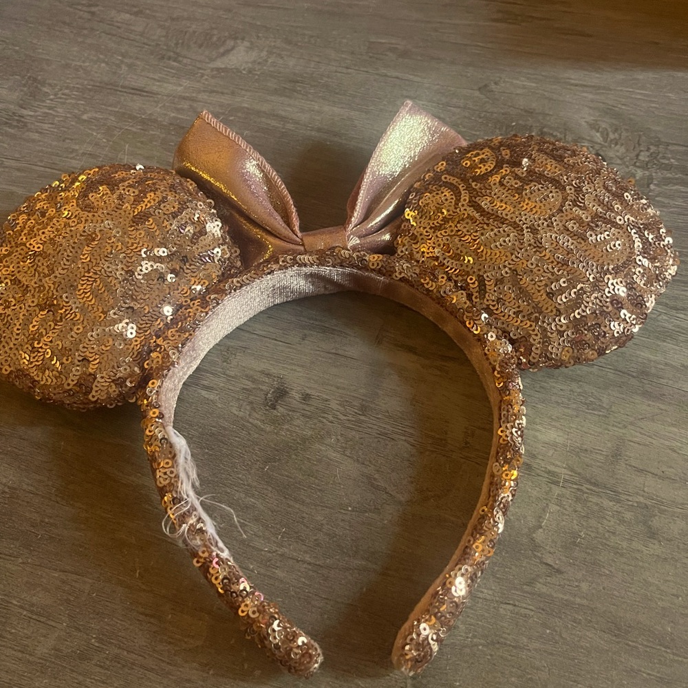 Rose Gold Minnie Ears!!